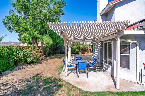 Exterior - 4499 Pebble Beach Dr, Oceanside, CA 92057 photo 6 of 8