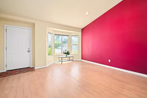 Living - 4499 Pebble Beach Dr, Oceanside, CA 92057 photo 3 of 10