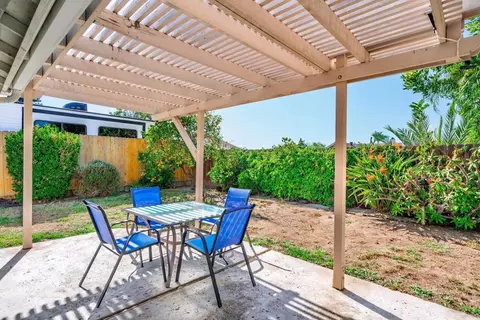 Exterior - 4499 Pebble Beach Dr, Oceanside, CA 92057 photo 7 of 8