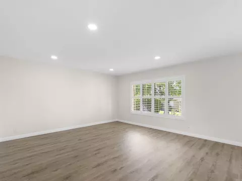 Living - 3873 Bay Leaf Way, Oceanside, CA 92057 photo 2 of 7
