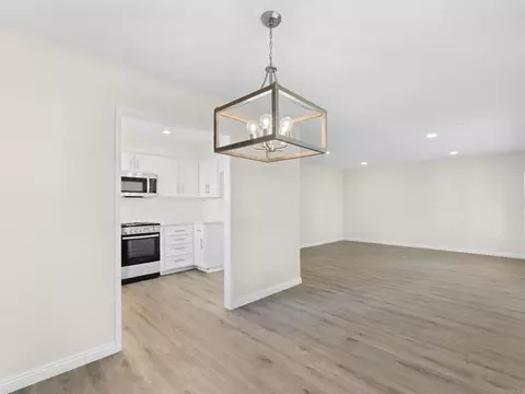 Dining - 3873 Bay Leaf Way, Oceanside, CA 92057 photo 4 of 4