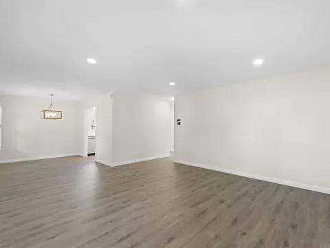 Living - 3873 Bay Leaf Way, Oceanside, CA 92057 photo 6 of 7