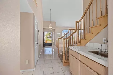 Entry Way - 3730 Hillview Way, Oceanside, CA 92056 photo 1 of 4