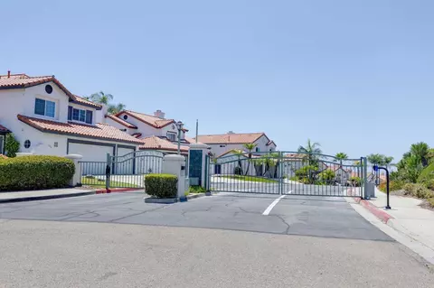 View/Area - 3730 Hillview Way, Oceanside, CA 92056 photo 1 of 10