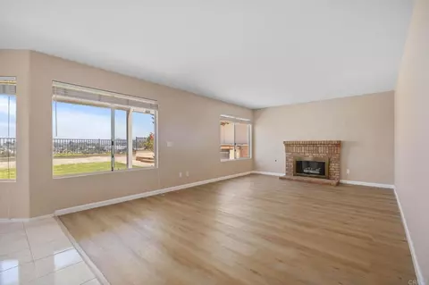 Living - 3730 Hillview Way, Oceanside, CA 92056 photo 5 of 8