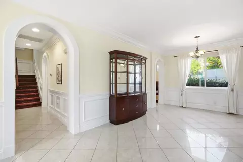 Entry Way - 6056 Paseo Pradera, Carlsbad, CA 92009 photo 1 of 2