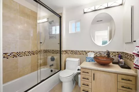 Bath - 6056 Paseo Pradera, Carlsbad, CA 92009 photo 4 of 4