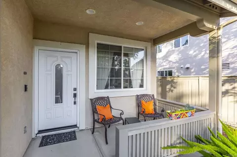 Exterior - 6056 Paseo Pradera, Carlsbad, CA 92009 photo 3 of 6