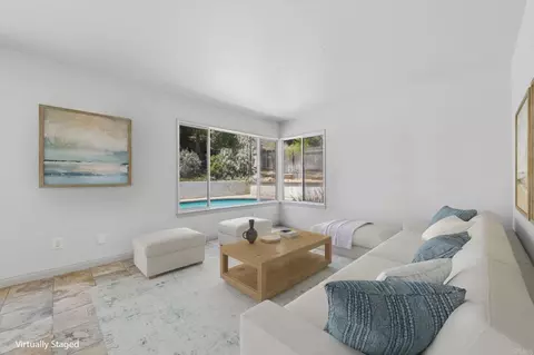 Living - 356 Delage Dr, Encinitas, CA 92024 photo 5 of 5