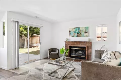 Living - 651 Boyle Ave, Escondido, CA 92027 photo 2 of 3