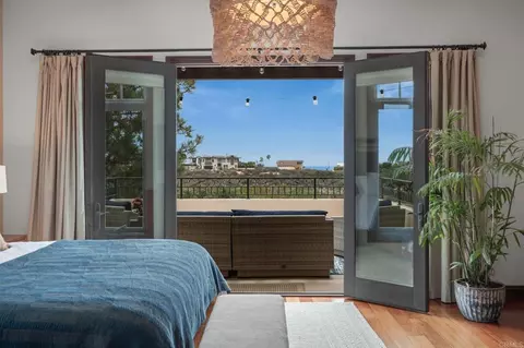 Bedroom - 13951 Durango Dr, Del Mar, CA 92014 photo 3 of 8