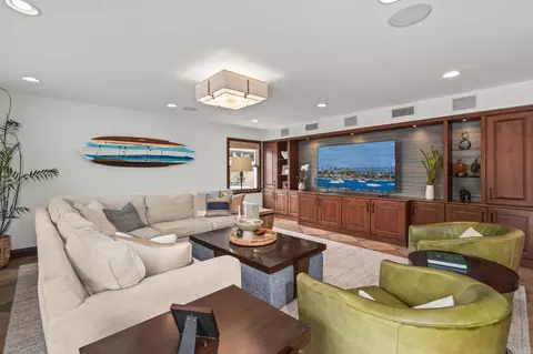 Living - 13951 Durango Dr, Del Mar, CA 92014 photo 2 of 4