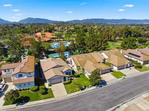 View/Area - 31335 Canterbury Ct, Temecula, CA 92591 photo 1 of 9
