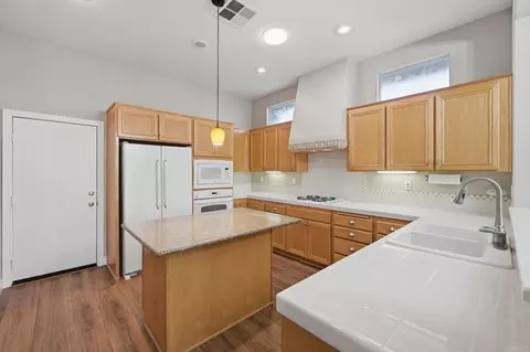 Kitchen - 31335 Canterbury Ct, Temecula, CA 92591 photo 1 of 1