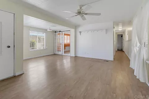 2130 Sunset Dr #104, Vista, CA 92081