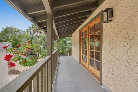 Exterior - 983 El Pajodo Pl, Vista, CA 92084 photo 9 of 21