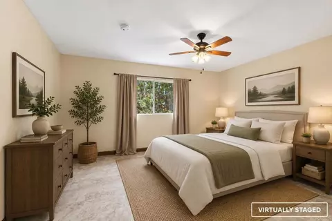 Bedroom - 983 El Pajodo Pl, Vista, CA 92084 photo 2 of 4