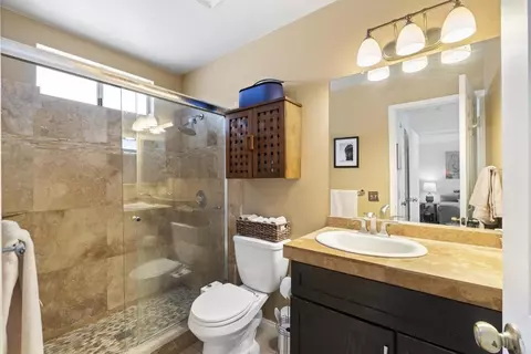 Bath - 108 Mangano Cir, Encinitas, CA 92024 photo 1 of 2