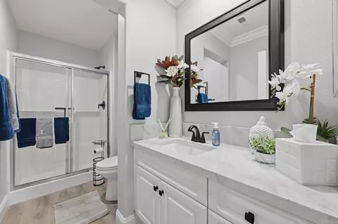 Bath - 566 Echo Ln, San Marcos, CA 92078 photo 1 of 6