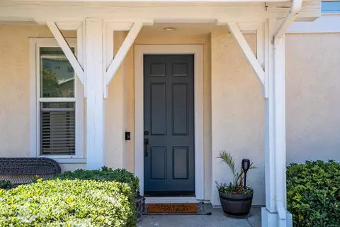 Entry Way - 4368 Nautilus Way #10, Oceanside, CA 92056 photo 1 of 4