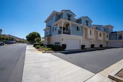 Exterior - 4368 Nautilus Way #10, Oceanside, CA 92056 photo 3 of 6