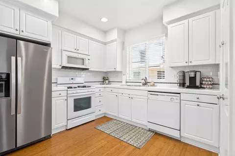 Kitchen - 4368 Nautilus Way #10, Oceanside, CA 92056 photo 1 of 2