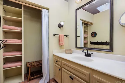 Bath - 1501 Tennis Match Way, Encinitas, CA 92024 photo 1 of 4