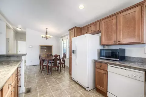 107 Shirle Ln, Oceanside, CA 92058 photo 10