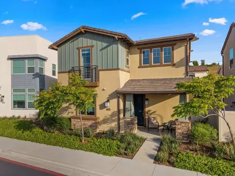 493 Village Greens Way, San Marcos, CA 92078