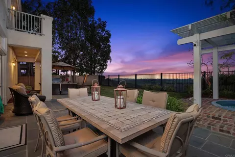 5742 Brittany Forrest Ln, San Diego, CA 92130