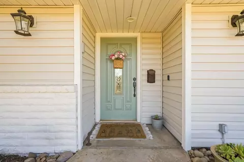 Entry Way - 16960 Whirlwind Ln, Ramona, CA 92065 photo 3 of 3