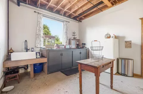 Kitchen - 16960 Whirlwind Ln, Ramona, CA 92065 photo 8 of 8