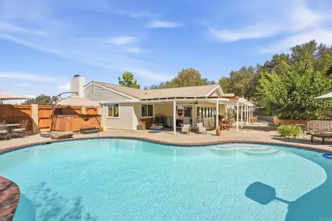 Exterior - 16960 Whirlwind Ln, Ramona, CA 92065 photo 5 of 20