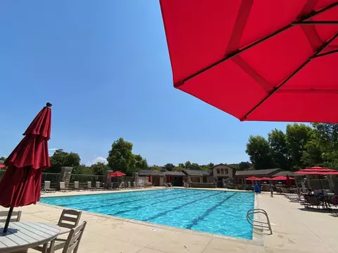 Exterior - 5276 Willow Walk, Oceanside, CA 92057 photo 8 of 9