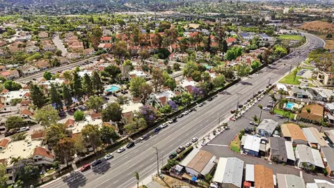 View/Area - 341 N Melrose Dr, Vista, CA 92083 photo 1 of 3