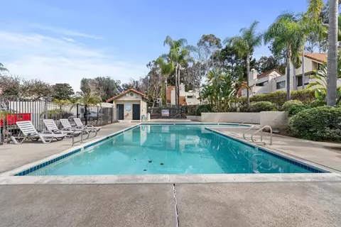 Exterior - 341 N Melrose Dr, Vista, CA 92083 photo 5 of 8