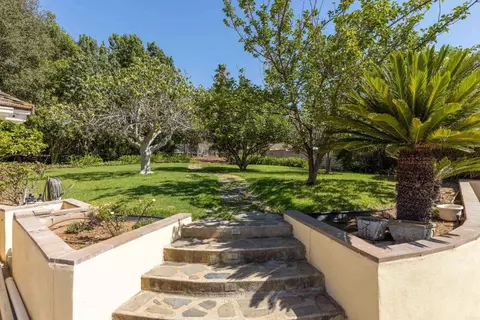 Exterior - 2125 Walnut Ln, Vista, CA 92084 photo 12 of 16