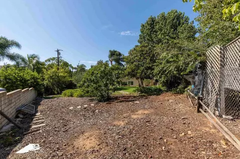 Exterior - 2125 Walnut Ln, Vista, CA 92084 photo 13 of 16