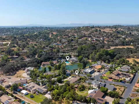 View/Area - 2125 Walnut Ln, Vista, CA 92084 photo 6 of 10
