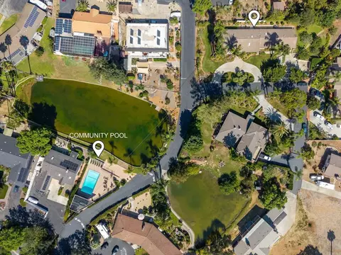 View/Area - 2125 Walnut Ln, Vista, CA 92084 photo 4 of 10