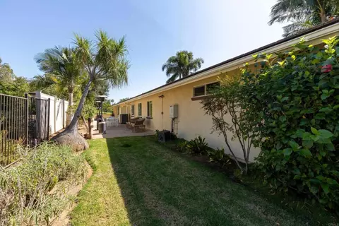 Exterior - 2125 Walnut Ln, Vista, CA 92084 photo 8 of 16
