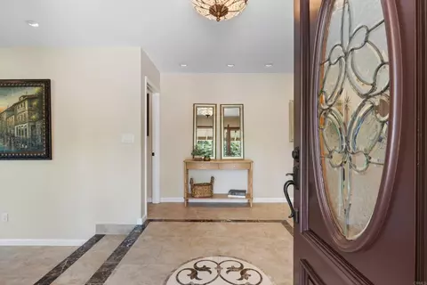 Entry Way - 2125 Walnut Ln, Vista, CA 92084 photo 1 of 5