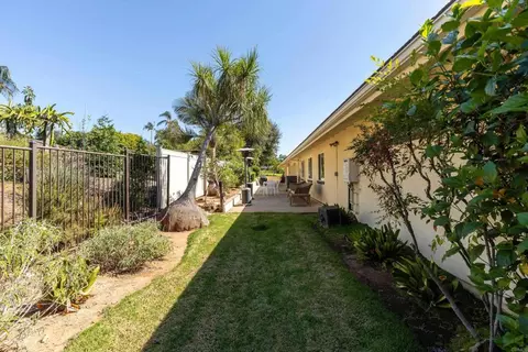 Exterior - 2125 Walnut Ln, Vista, CA 92084 photo 9 of 16