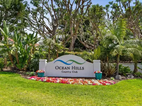 View/Area - 4925 Icaria Way, Oceanside, CA 92056 photo 6 of 16