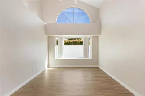 Living - 4925 Icaria Way, Oceanside, CA 92056 photo 4 of 5