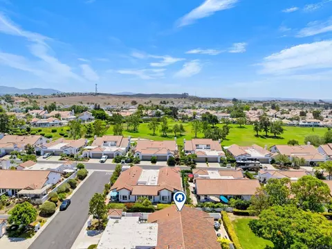 View/Area - 4925 Icaria Way, Oceanside, CA 92056 photo 4 of 16