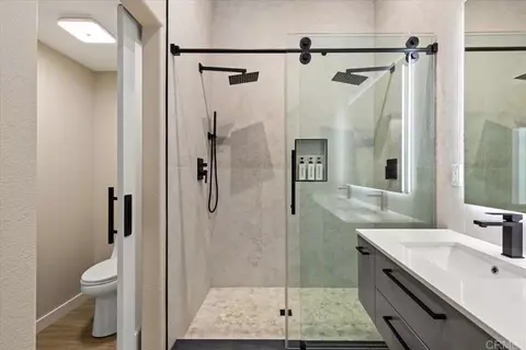 Bath - 4925 Icaria Way, Oceanside, CA 92056 photo 5 of 5