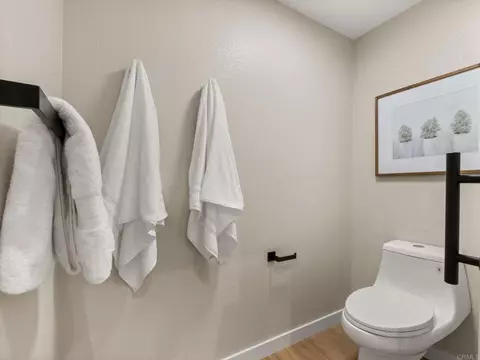 Bath - 4925 Icaria Way, Oceanside, CA 92056 photo 3 of 5
