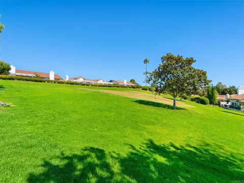 Exterior - 4925 Icaria Way, Oceanside, CA 92056 photo 16 of 17