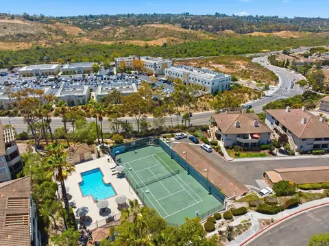 View/Area - 3475 Paseo De Brisas #37, Oceanside, CA 92056 photo 2 of 7